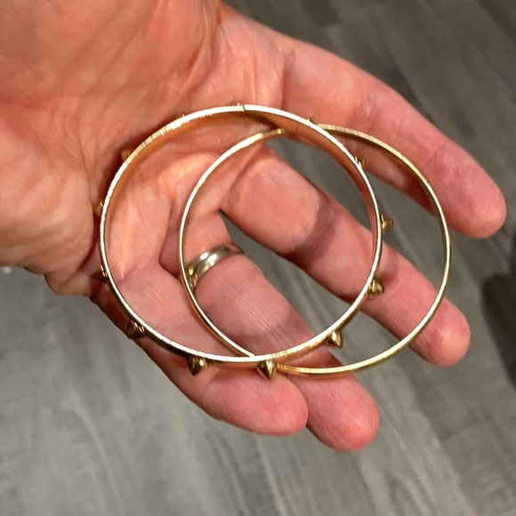 Two bracelets jewelry goldtone - Picture 5 of 5